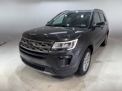 Used 2018 Ford Explorer XLT w/ Equipment Group 202A