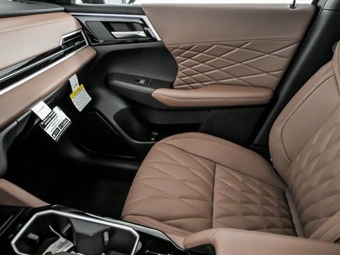 New 2026 Mitsubishi Outlander SEL FWD image 28