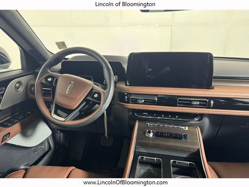 New 2026 Lincoln Aviator Reserve AWD/4WD image 22