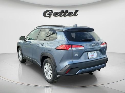 Used 2024 Toyota Corolla Cross LE w/ Moonroof Package image 6