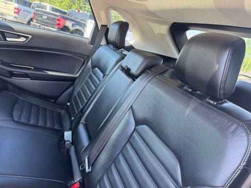 Used 2016 Ford Edge SEL w/ Equipment Group 201A AWD/4WD image 36