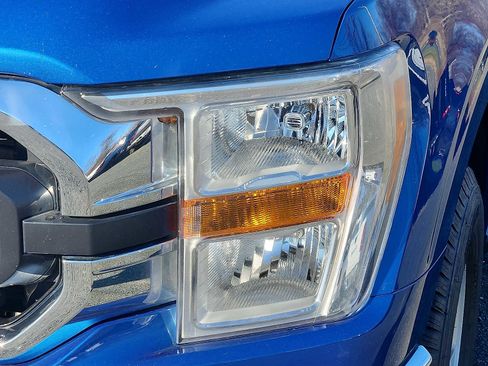 Used 2022 Ford F150 XLT w/ Trailer Tow Package image 9