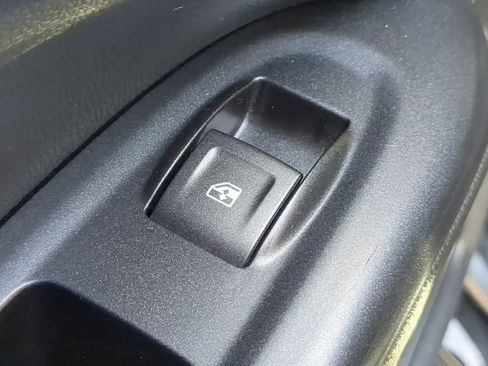 Used 2021 Chevrolet Colorado ZR2 w/ ZR2 Midnight Special Edition image 37