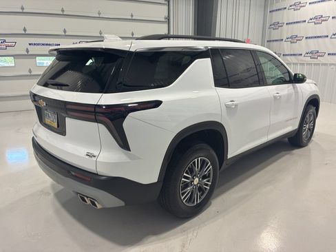 Used 2026 Chevrolet Traverse LT AWD/4WD image 6