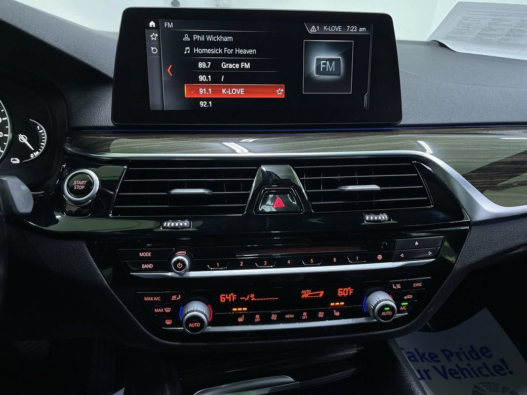 Used 2018 BMW 530e w/ Premium Package 2 RWD image 22