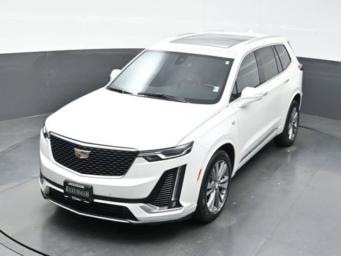 Used 2020 Cadillac XT6 Premium Luxury image 30