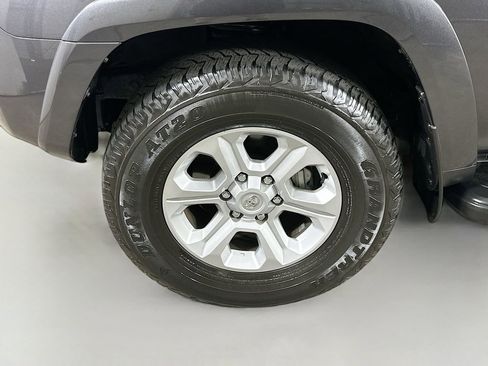 Used 2023 Toyota 4Runner SR5 Premium w/ Moonroof Package AWD/4WD image 8