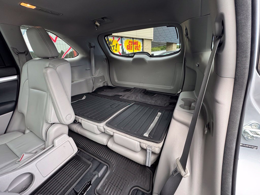 Used 2014 Toyota Highlander XLE AWD/4WD image 13