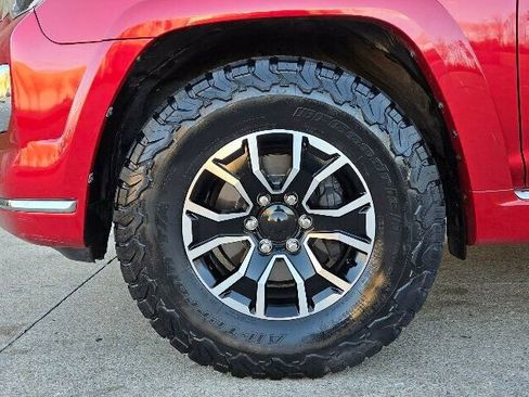 Used 2014 Toyota 4Runner Limited image 40