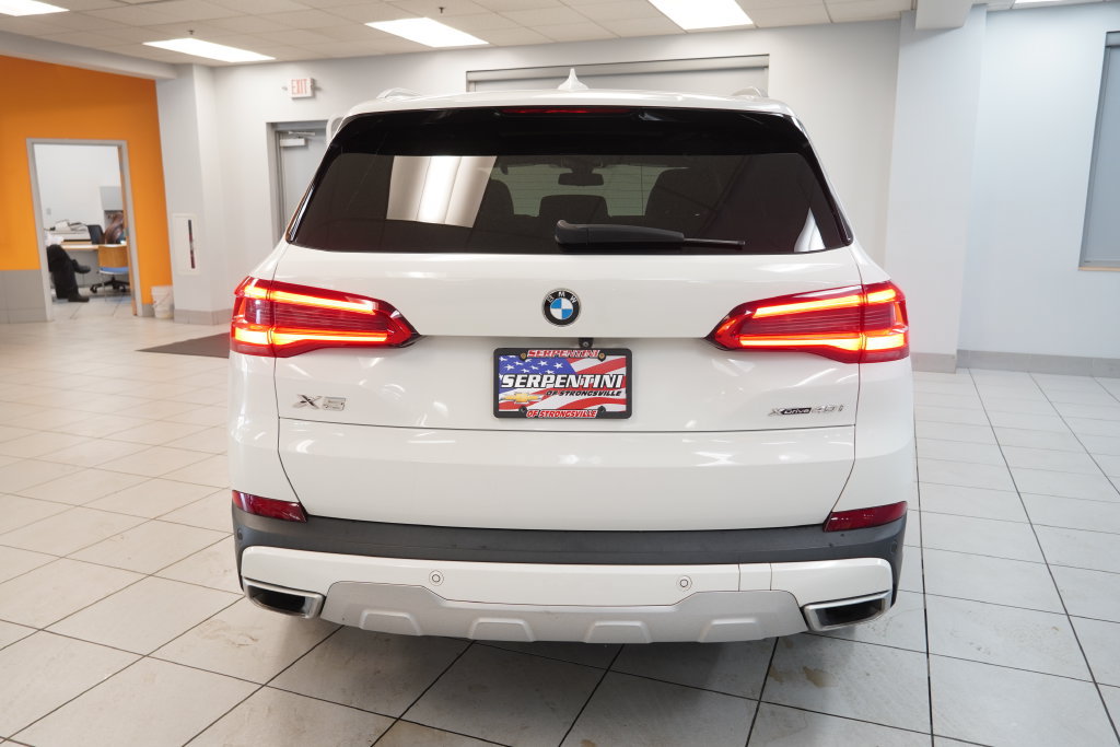 Used 2019 BMW X5 xDrive40i w/ Convenience Package AWD/4WD image 9