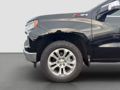 New 2026 Chevrolet Silverado 1500 LTZ w/ LTZ Premium Package AWD/4WD image 17