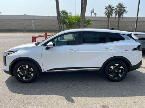 New 2026 Kia Sportage LX image 4