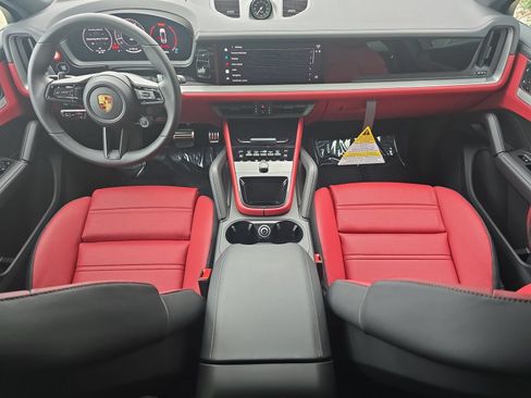 New 2026 Porsche Cayenne S AWD/4WD image 13