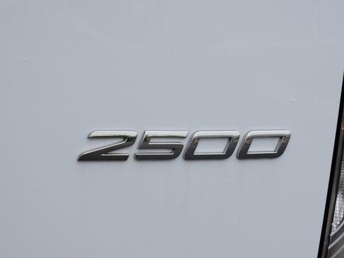 New 2026 Mercedes-Benz C 300 4MATIC Sedan image 9