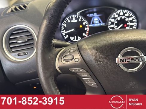 Certified 2020 Nissan Pathfinder SL image 27