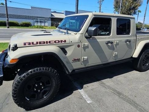 Used 2020 Jeep Gladiator Rubicon AWD/4WD image 1
