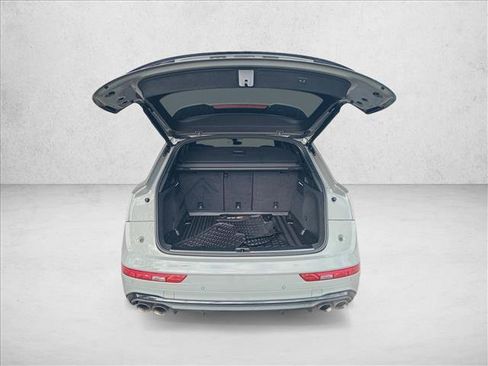 Used 2022 Audi SQ5 Premium Plus w/ Premium Plus Package image 7