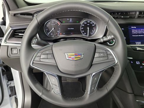 New 2026 Cadillac XT5 Luxury FWD image 20