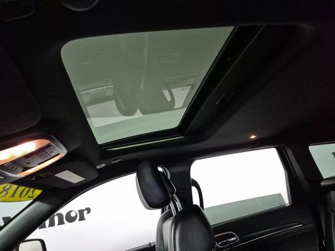 Used 2018 Jeep Grand Cherokee Limited image 32