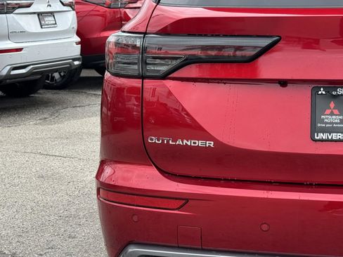 New 2025 Mitsubishi Outlander SEL image 5