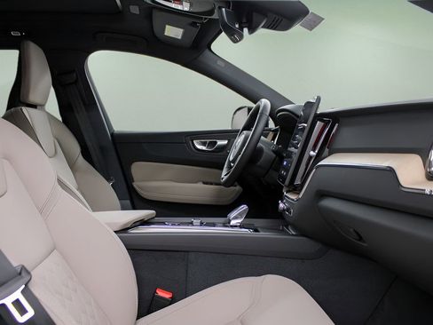 New 2026 Volvo XC60 B5 Plus w/ Protection Package Premier image 35