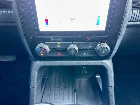 Used 2024 Ford Ranger XLT w/ Trailer Tow Package image 27