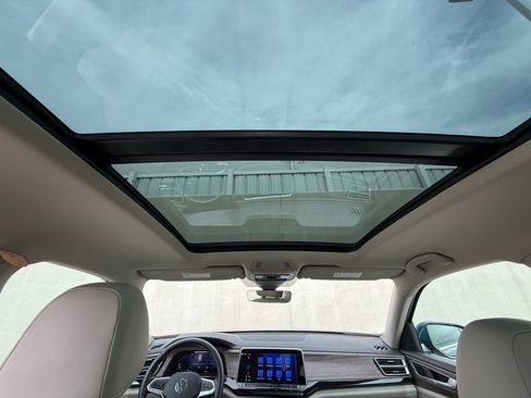 Certified 2025 Volkswagen Atlas SEL image 14