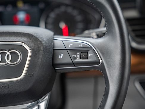 Used 2022 Audi Q5 2.0T Premium w/ Convenience Package image 32