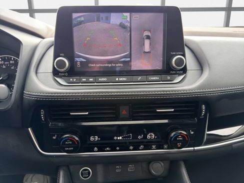 Used 2023 Nissan Rogue SL AWD/4WD image 33