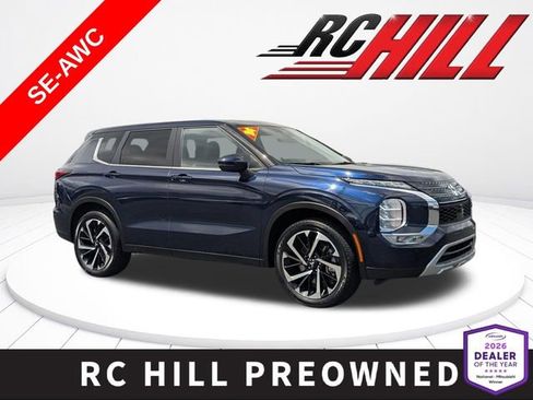 Used 2024 Mitsubishi Outlander SE AWD/4WD image 1