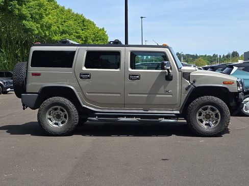 Used 2003 HUMMER H2 w/ Preferred Equipment Group AWD/4WD image 3