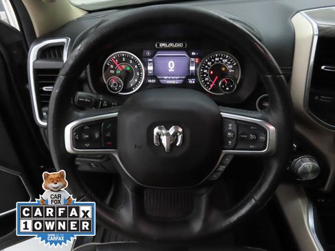 Used 2019 RAM 1500 Laramie AWD/4WD image 15