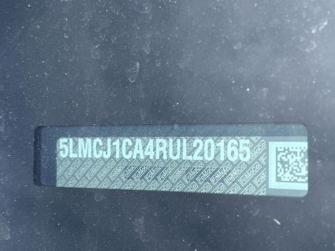 Used 2024 Lincoln Corsair FWD w/ Equipment Group 101A image 21