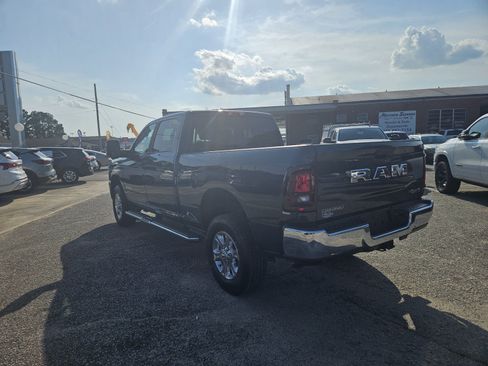 Used 2026 RAM 2500 Big Horn AWD/4WD image 5