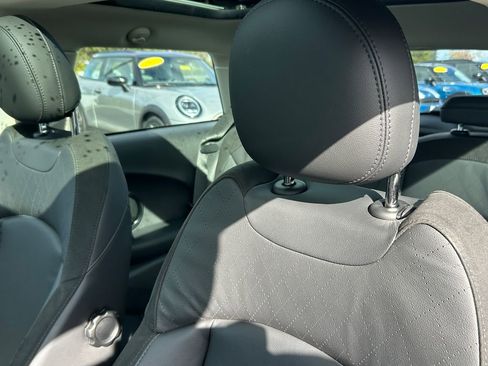 Used 2023 MINI Cooper S w/ Signature Upholstery Package image 14