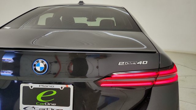Used 2024 BMW i5 eDrive40i w/ M Sport Package RWD image 26