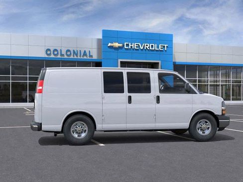 New 2025 Chevrolet Express 2500 w/ Driver Convenience Package image 10