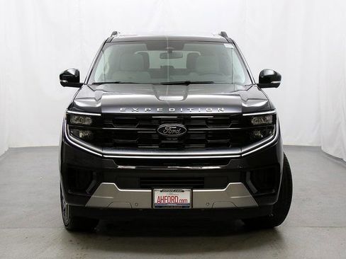 New 2025 Ford Expedition Max Platinum w/ Platinum Ultimate Package AWD/4WD image 5