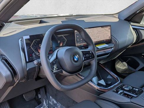 Used 2026 BMW X3 xDrive30i w/ Premium Package AWD/4WD image 3