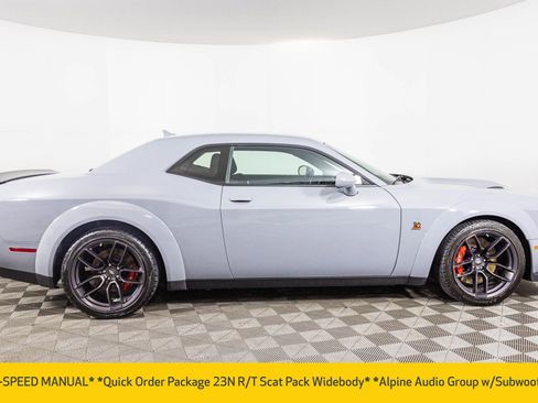 Used 2021 Dodge Challenger R/T Scat Pack image 9