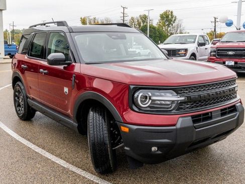 Used 2025 Ford Bronco Sport Big Bend w/ Convenience Package image 2