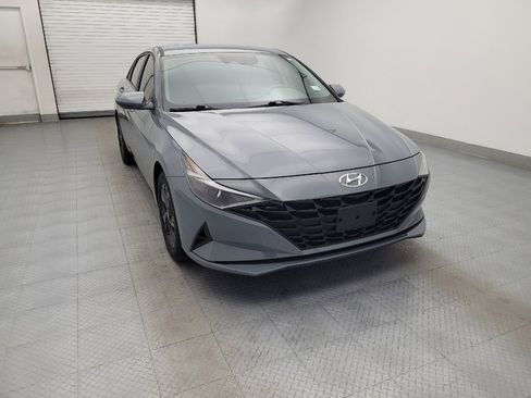 Used 2023 Hyundai Elantra SEL w/ Preferred Accessory Package image 14