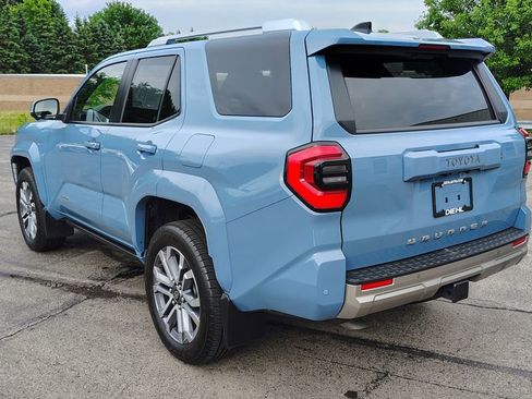 Used 2025 Toyota 4Runner Limited w/ Tow Technology Package AWD/4WD image 12