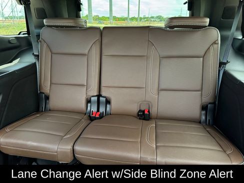 Used 2024 Chevrolet Tahoe High Country RWD image 34