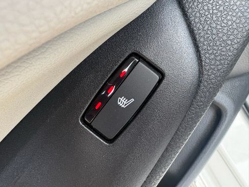 Certified 2018 Honda Accord Touring image 32