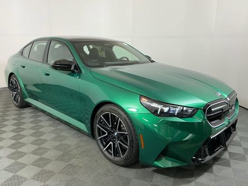 New 2026 BMW M5 w/ Executive Package image 3