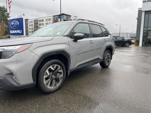 Used 2025 Subaru Forester Premium image 3