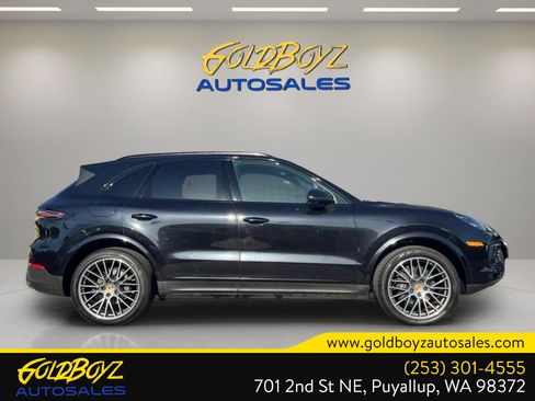 Used 2020 Porsche Cayenne AWD/4WD image 3