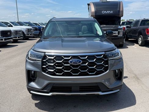 New 2026 Ford Explorer Platinum w/ LUX Leather Package AWD/4WD image 42