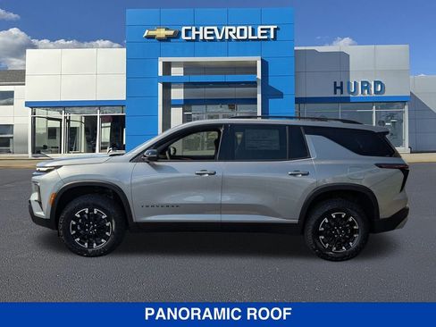 New 2026 Chevrolet Traverse Z71 w/ LPO, Floor Liner Package image 7